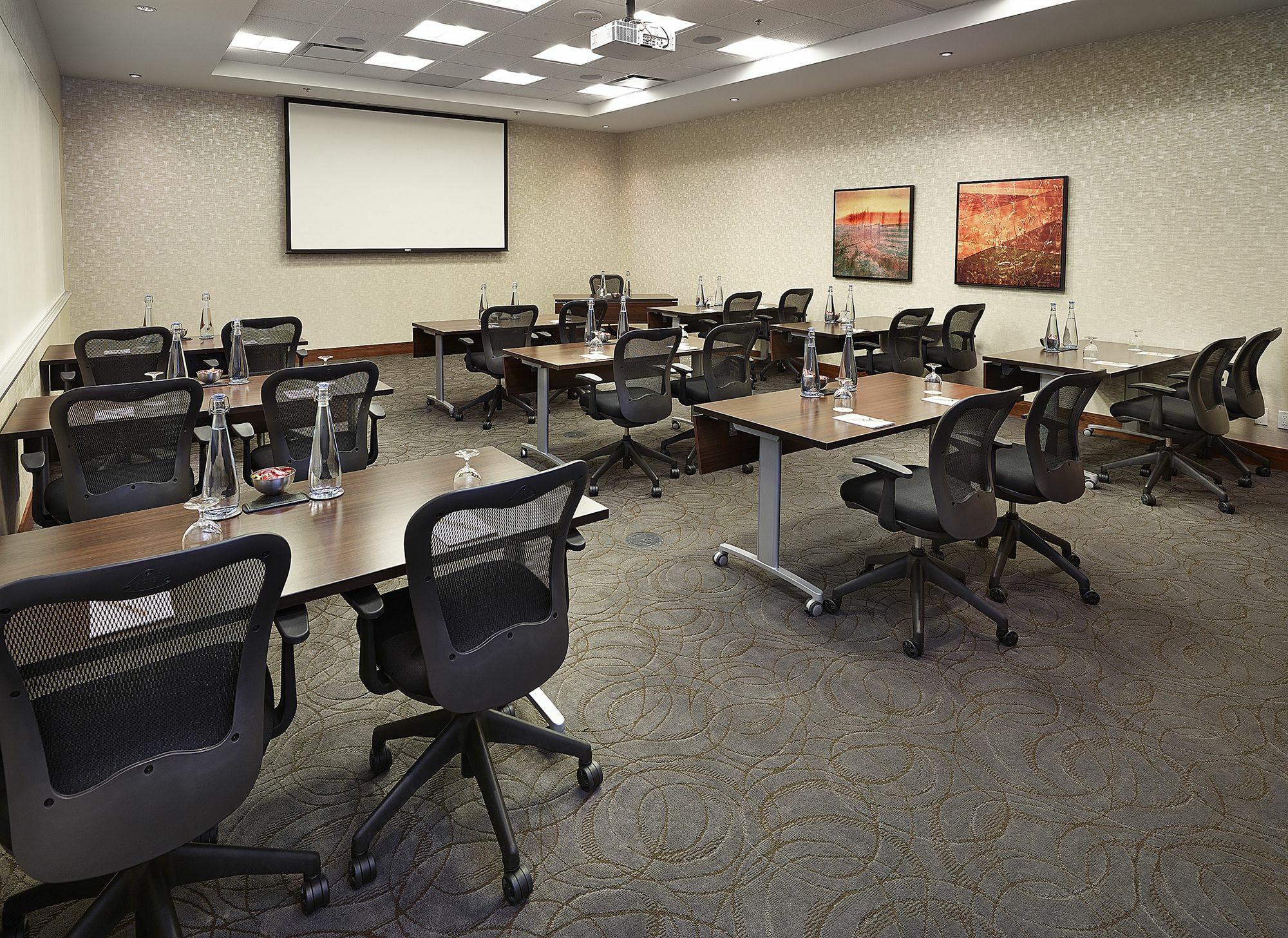 Doubletree By Hilton Hotel & Conference Centre Regina Bagian luar foto